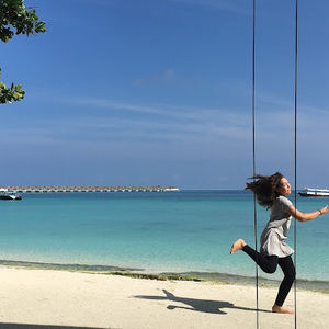 Meet your Posher, Aksaamai